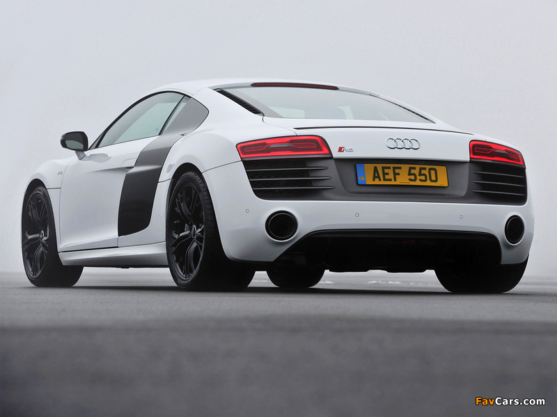 Audi R8 V10 Plus UK-spec 2013 wallpapers (800 x 600)