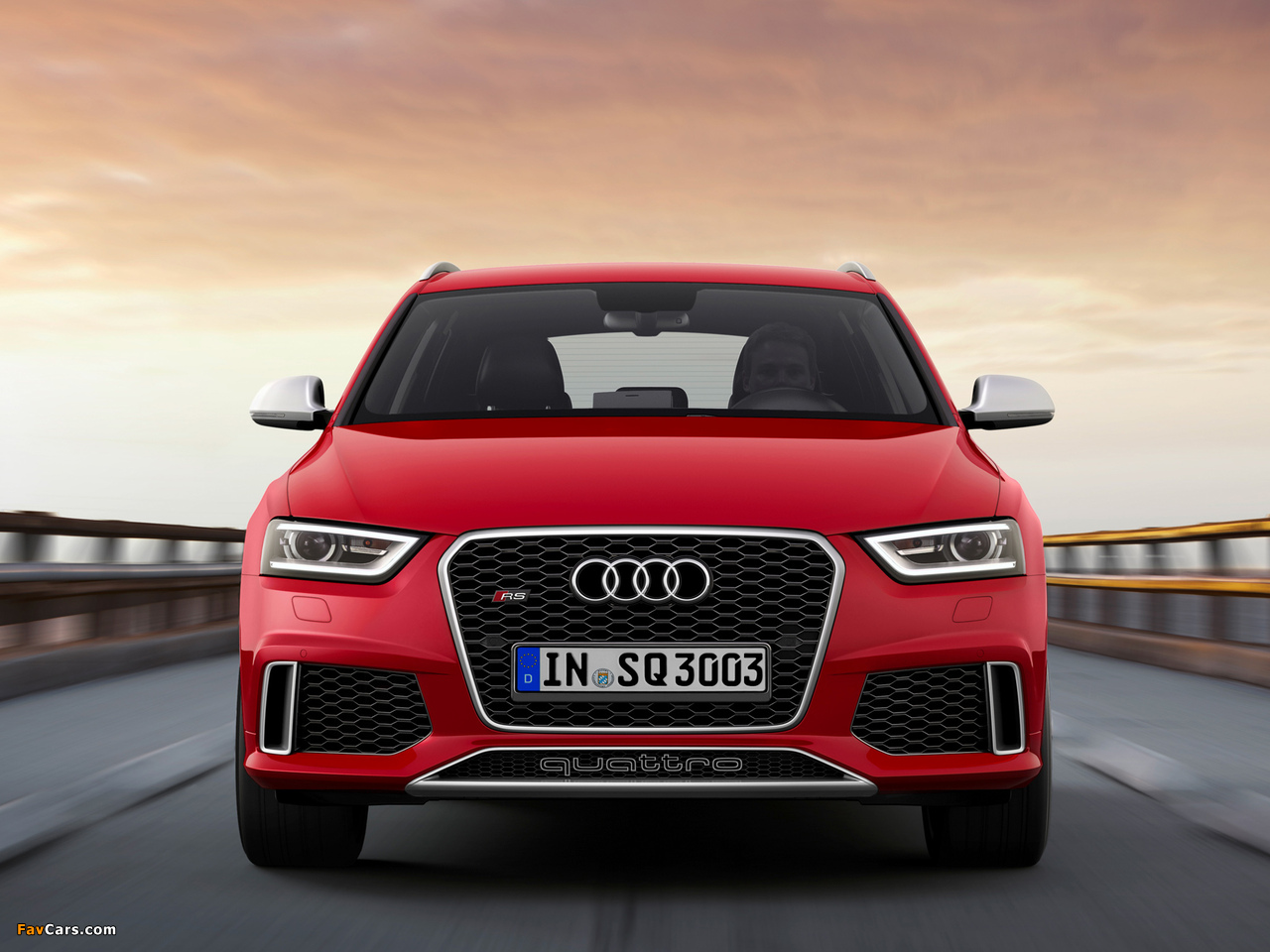 Audi RS Q3 2013 wallpapers (1280 x 960)