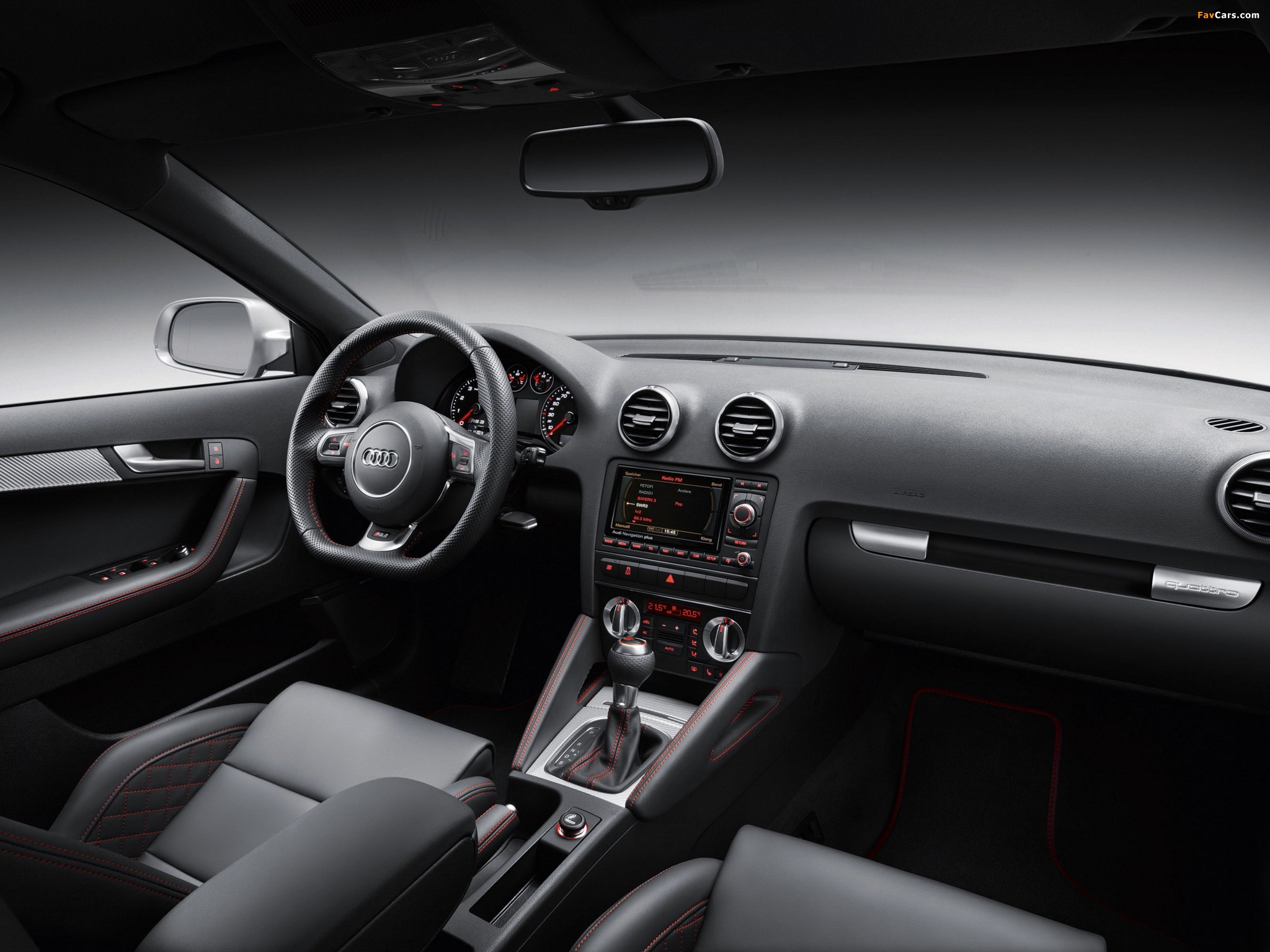 Audi RS3 Sportback (8PA) 2010 images (2048 x 1536)
