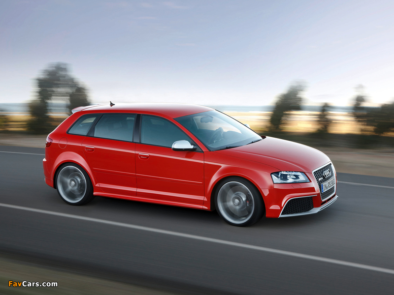 Audi RS3 Sportback (8PA) 2010 photos (800 x 600)