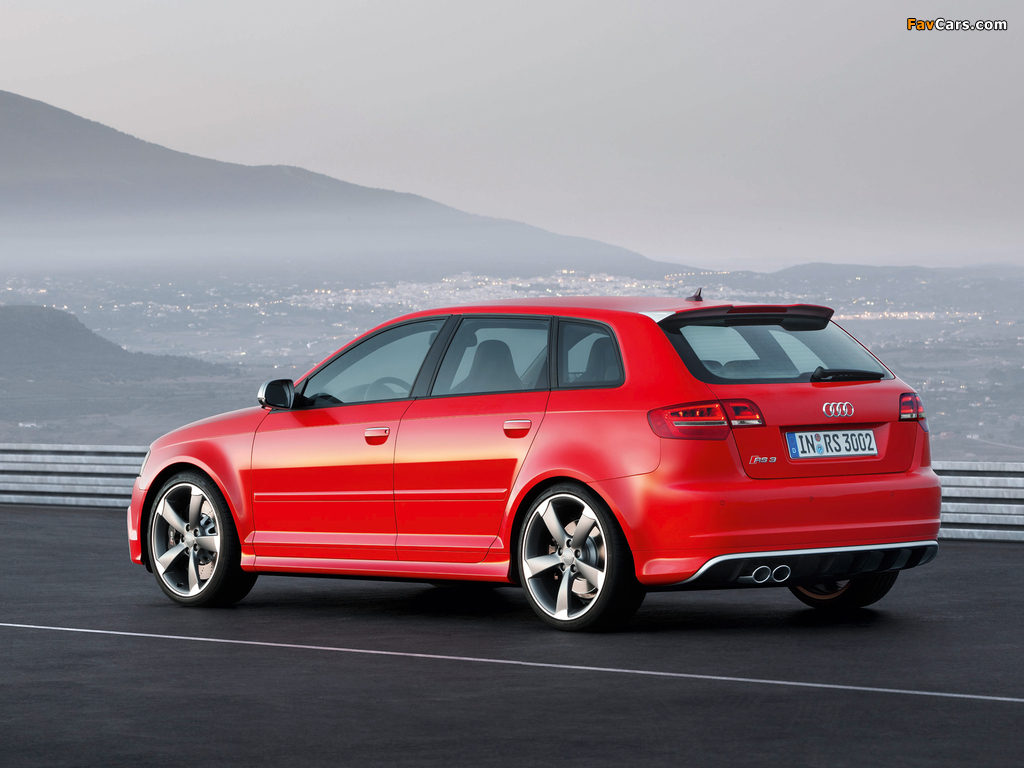 Audi RS3 Sportback (8PA) 2010 photos (1024 x 768)