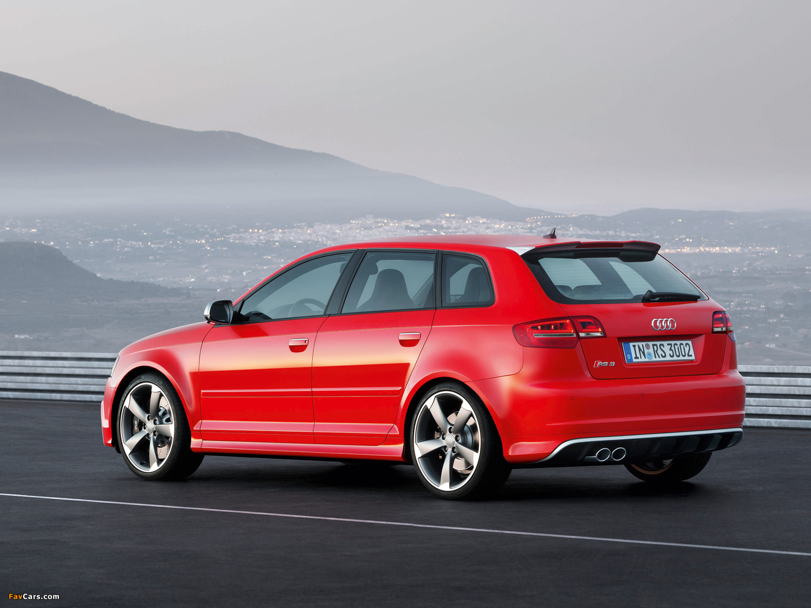 Audi RS3 Sportback (8PA) 2010 photos (1600 x 1200)