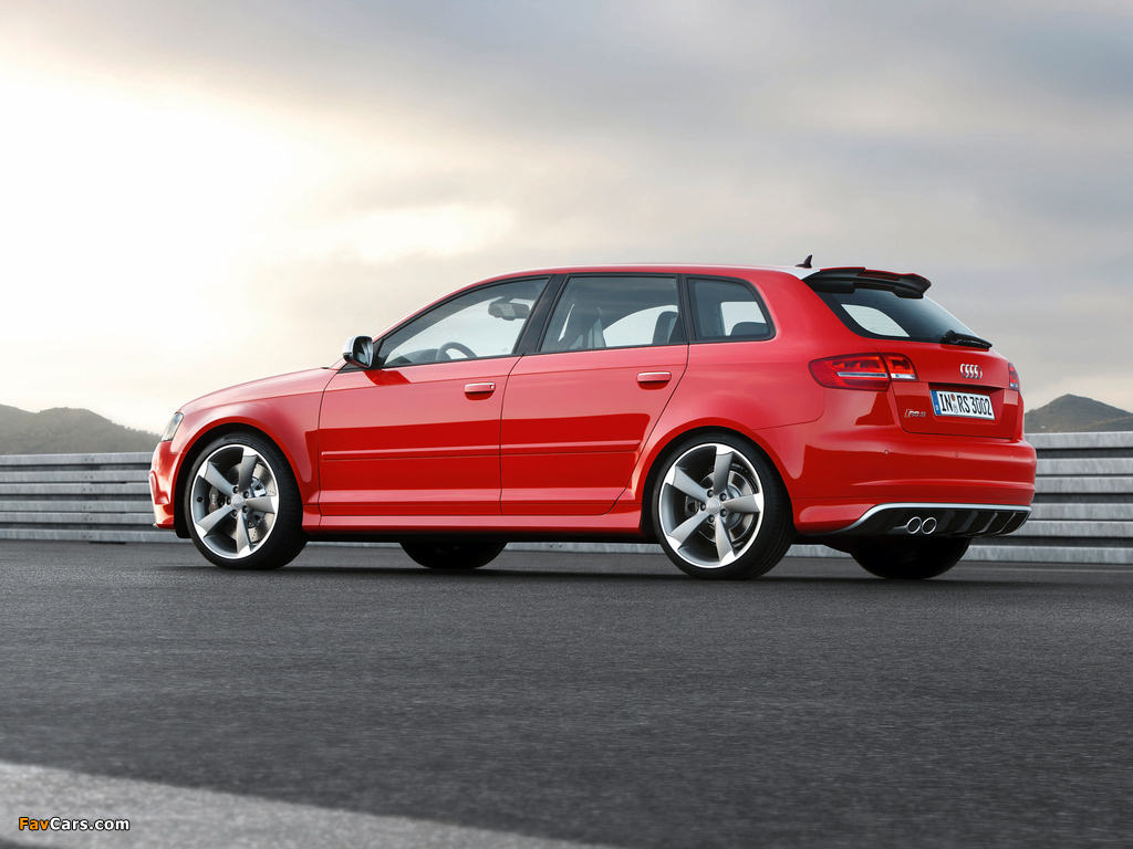 Audi RS3 Sportback (8PA) 2010 wallpapers (1024 x 768)