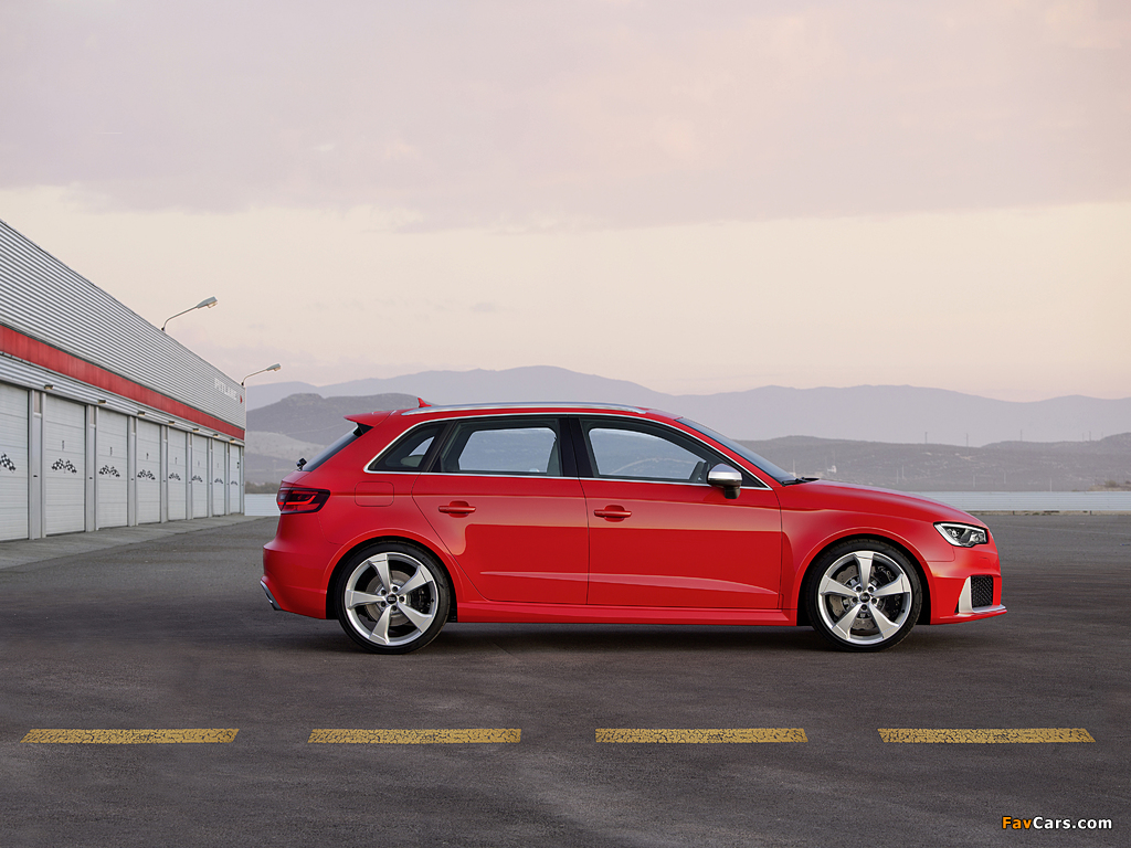 Audi RS 3 Sportback (8V) 2015 pictures (1024 x 768)