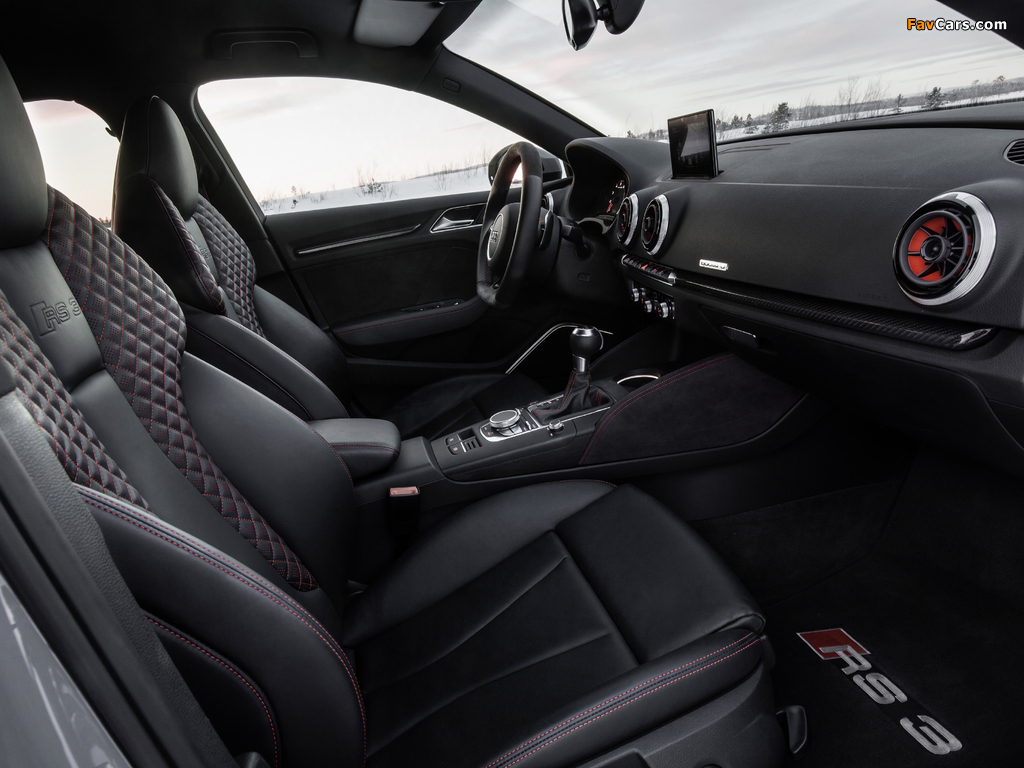 Images of Audi RS 3 Sportback (8V) 2015 (1024 x 768)