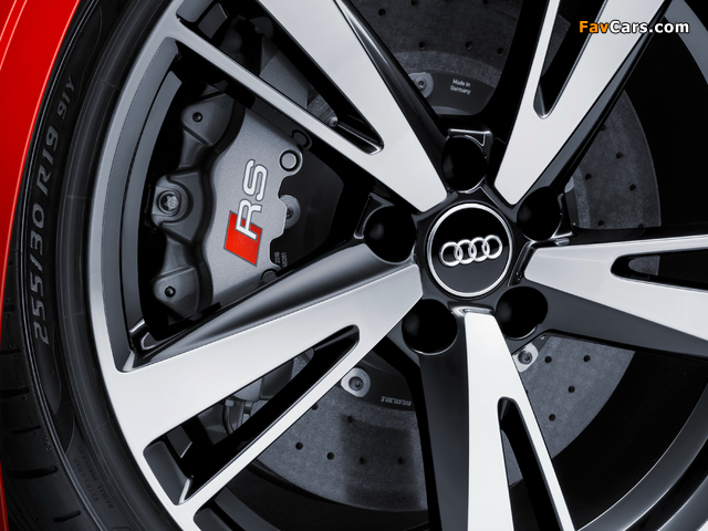 Photos of Audi RS 3 Sedan (8V) 2016 (640 x 480)