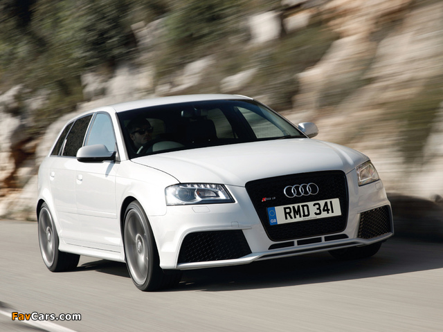 Pictures of Audi RS3 Sportback UK-spec (8PA) 2010 (640 x 480)
