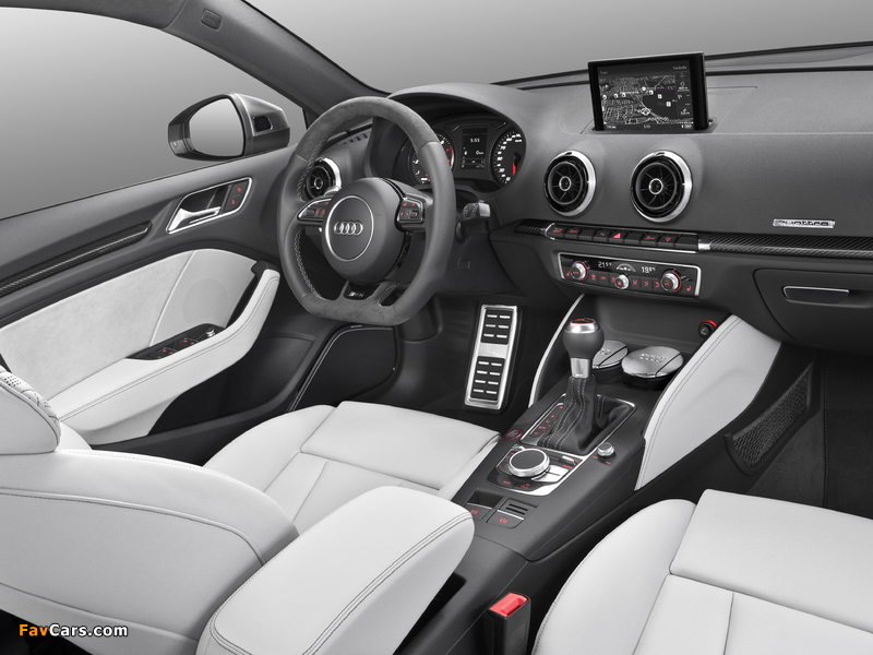 Audi RS 3 Sportback (8V) 2015 wallpapers (800 x 600)