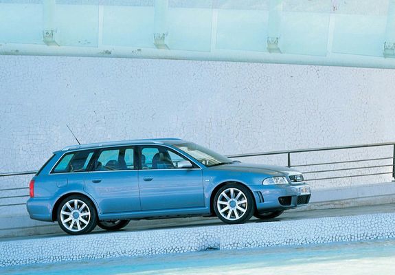 Audi RS4 Avant (B5,8D) 2000–01 photos