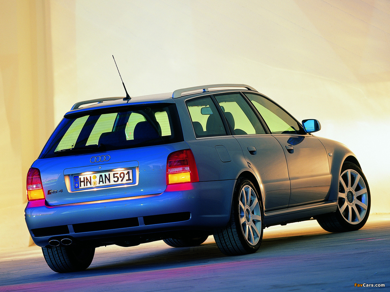 Audi RS4 Avant (B5,8D) 2000–01 pictures (1280 x 960)