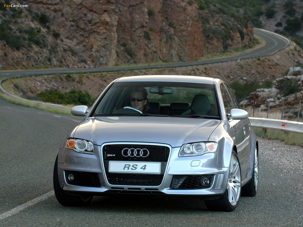 Audi RS4 Sedan ZA-spec (B7,8E) 2005–07 images (1280 x 960)