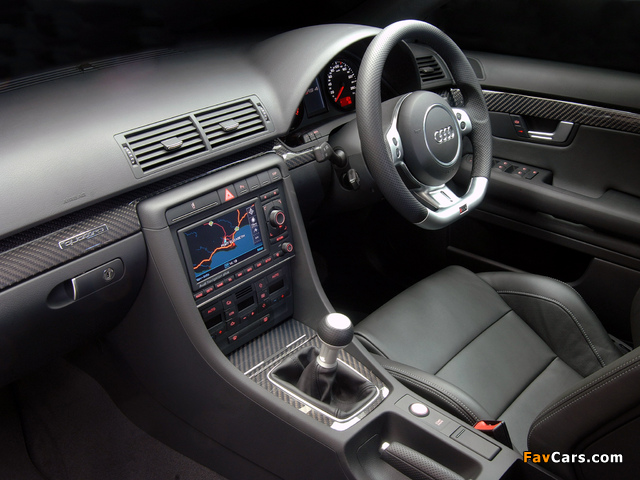 Audi RS4 Sedan ZA-spec (B7,8E) 2005–07 photos (640 x 480)