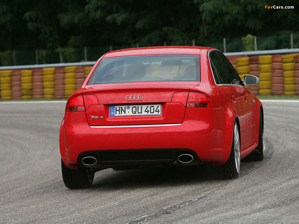 Audi RS4 Sedan (B7,8E) 2005–07 pictures (1024 x 768)