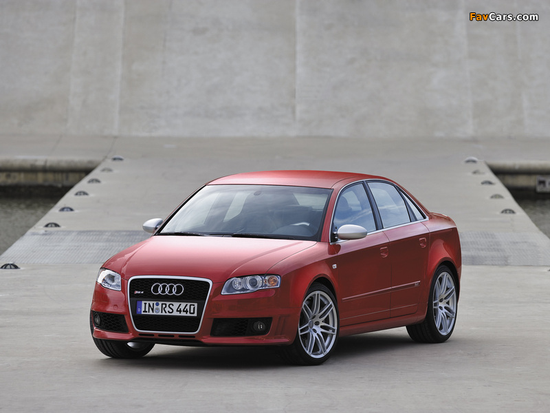 Audi RS4 Sedan (B7,8E) 2005–07 wallpapers (800 x 600)