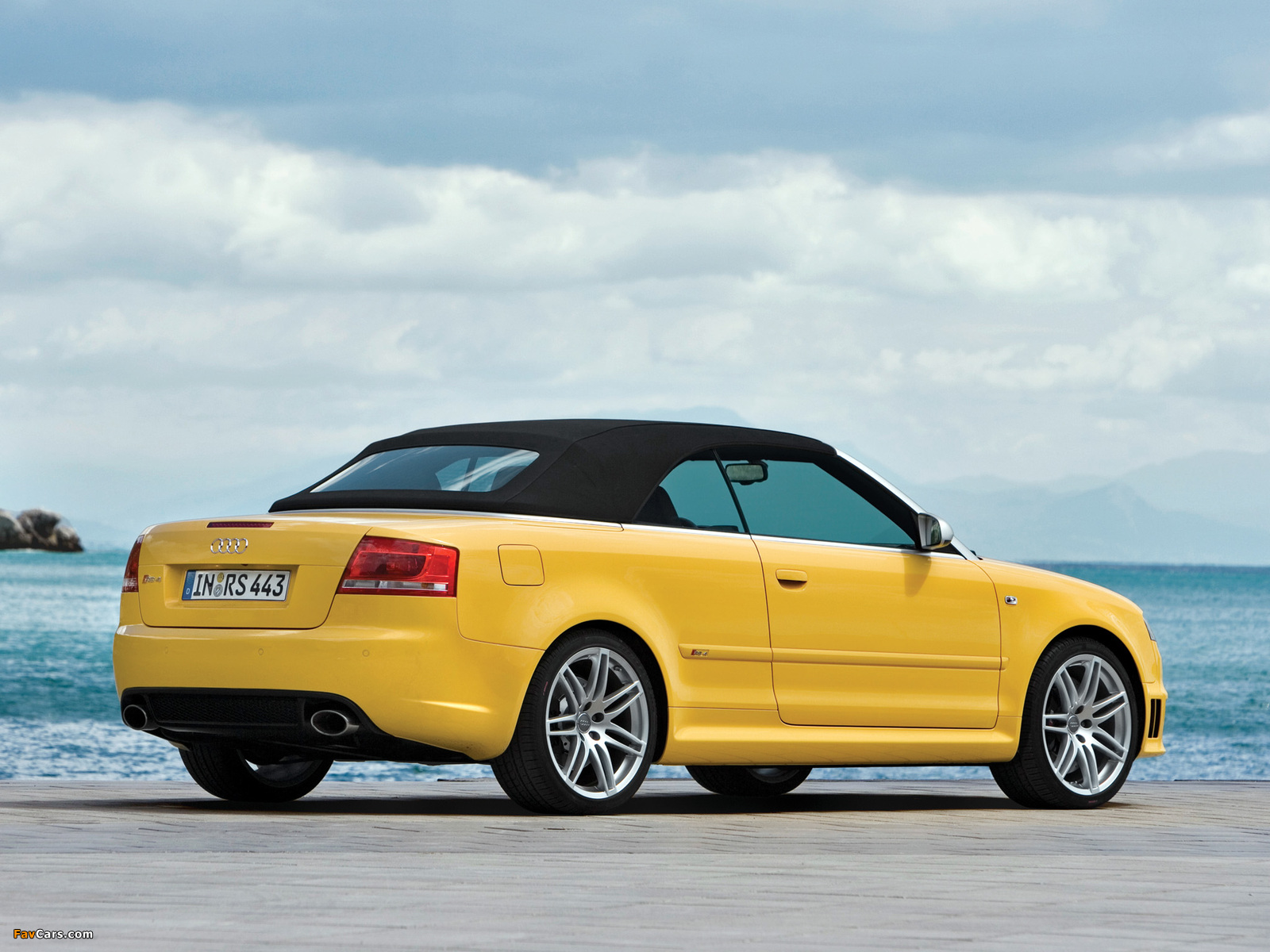 Audi RS4 Cabriolet (B7,8H) 2006–08 wallpapers (1600 x 1200)