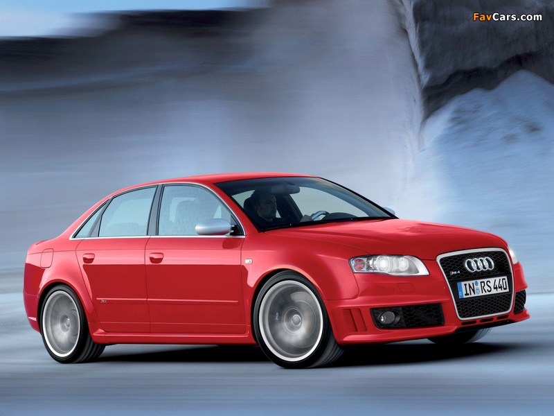 Images of Audi RS4 Sedan (B7,8E) 2005–07 (800 x 600)