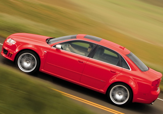 Images of Audi RS4 Sedan US-spec (B7,8E) 2005–07