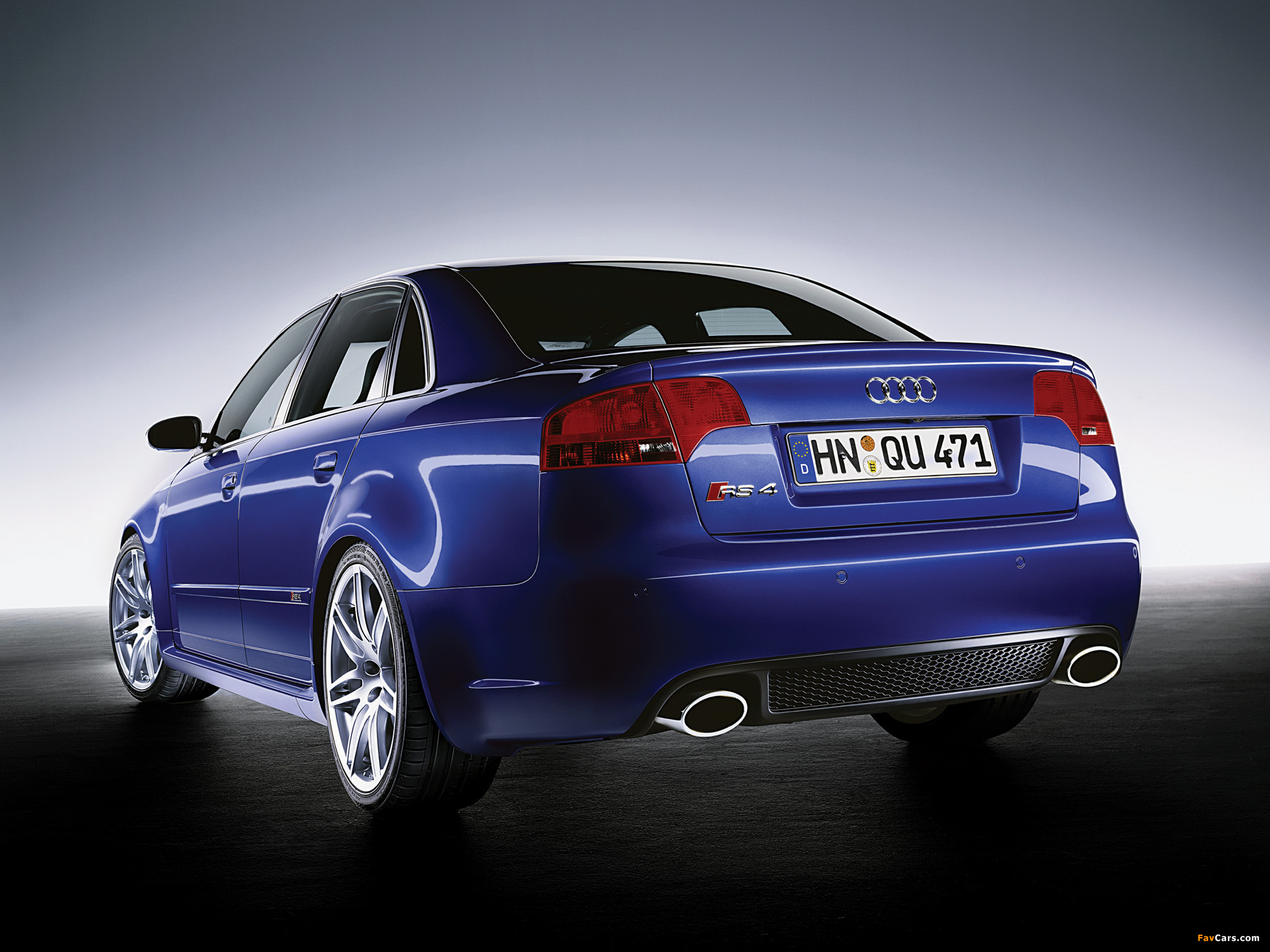 Images of Audi RS4 Sedan (B7,8E) 2005–07 (2048 x 1536)