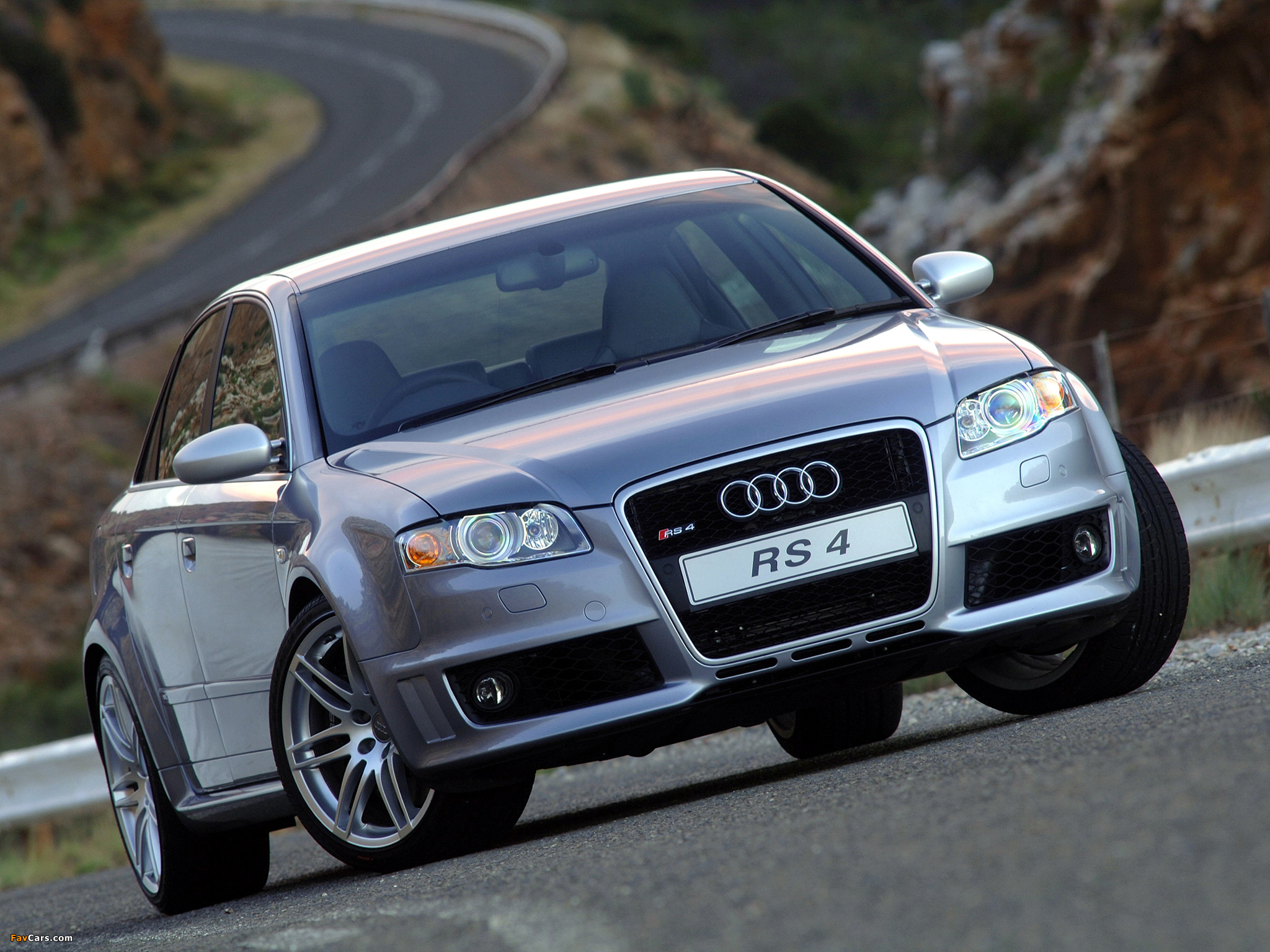 Images of Audi RS4 Sedan ZA-spec (B7,8E) 2005–07 (2048 x 1536)