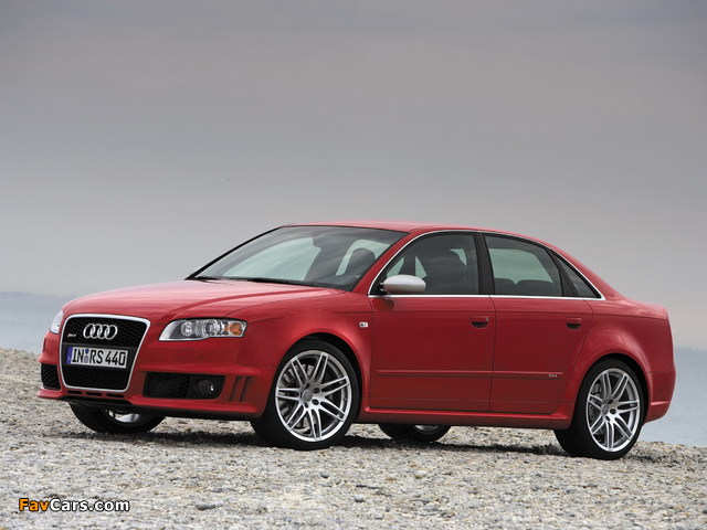 Pictures of Audi RS4 Sedan (B7,8E) 2005–07 (640 x 480)