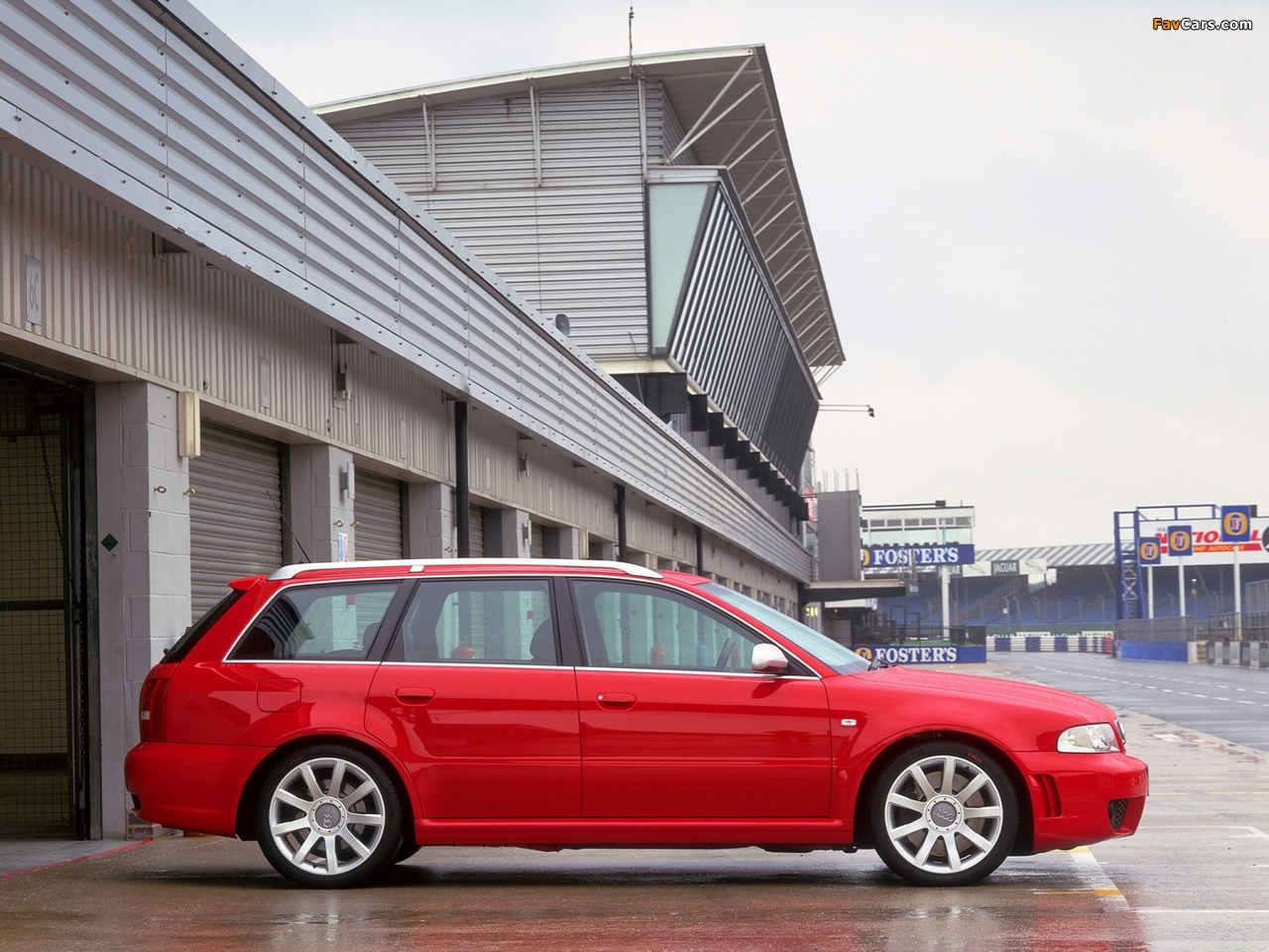 Audi RS4 Avant UK-spec (B5,8D) 2000–01 wallpapers (1280 x 960)