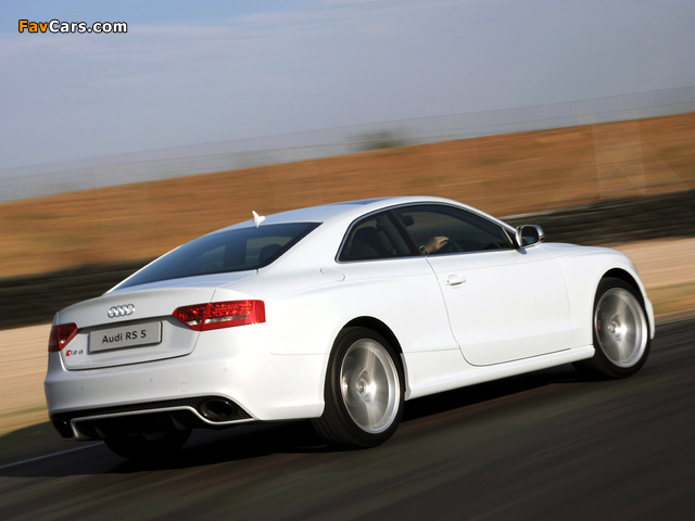 Audi RS5 Coupe ZA-spec 2010 images (640 x 480)