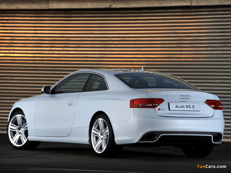 Audi RS5 Coupe ZA-spec 2010 photos (800 x 600)