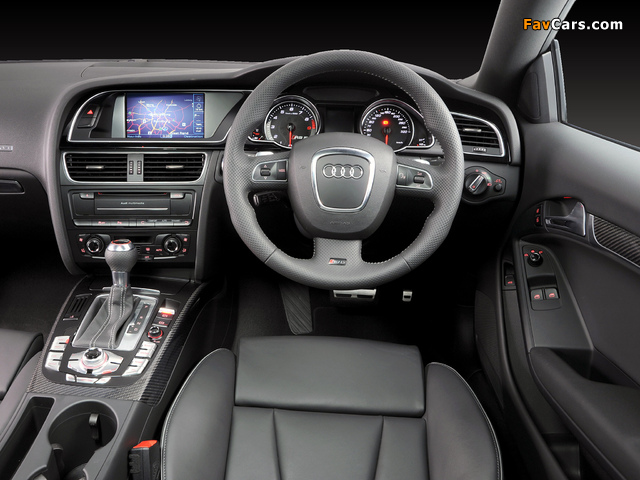 Audi RS5 Coupe ZA-spec 2010 photos (640 x 480)