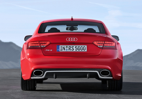 Audi RS5 Coupe 2010–12 pictures