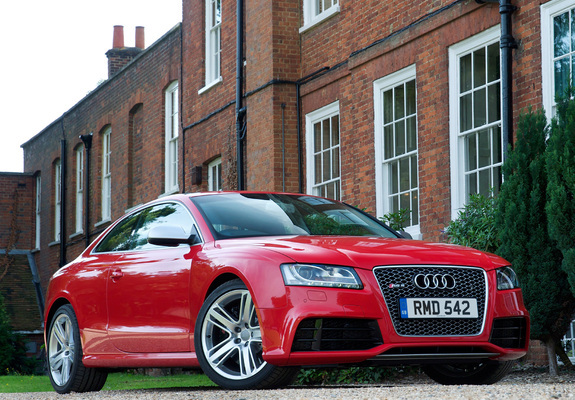 Audi RS5 Coupe UK-spec 2010–12 pictures
