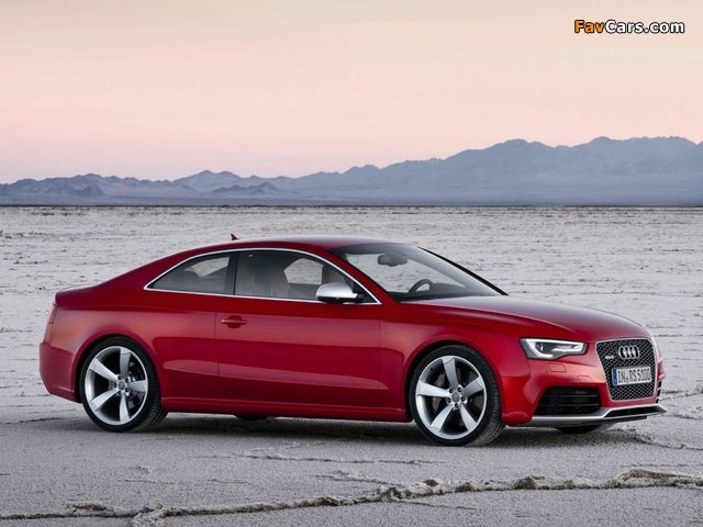 Audi RS5 Coupe 2012 images (640 x 480)