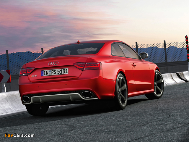 Audi RS5 Coupe 2012 pictures (640 x 480)