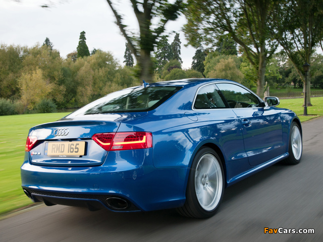 Audi RS5 Coupe UK-spec 2012 wallpapers (640 x 480)