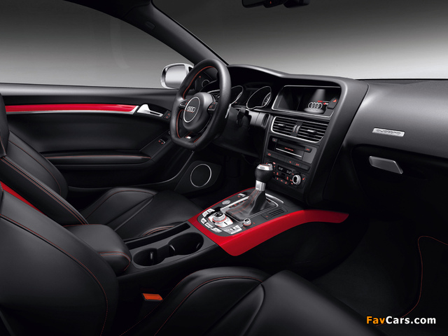 Audi RS5 Coupe 2012 wallpapers (640 x 480)