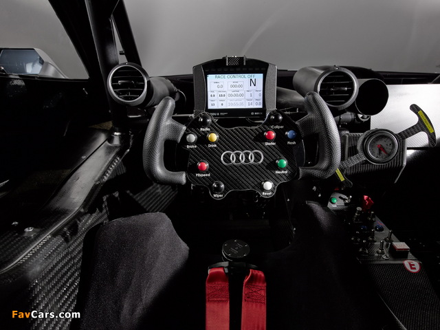 Audi RS5 Coupe DTM 2013 pictures (640 x 480)