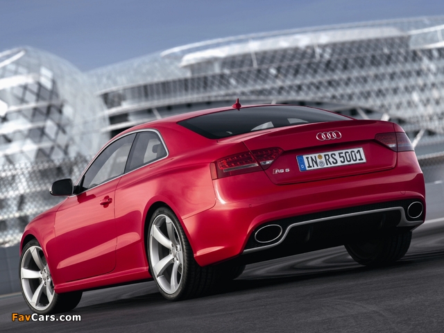 Images of Audi RS5 Coupe 2010–12 (640 x 480)