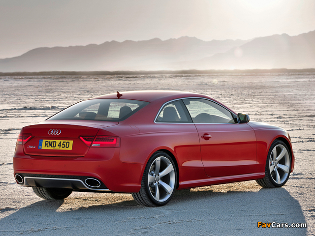 Images of Audi RS5 Coupe UK-spec 2012 (640 x 480)