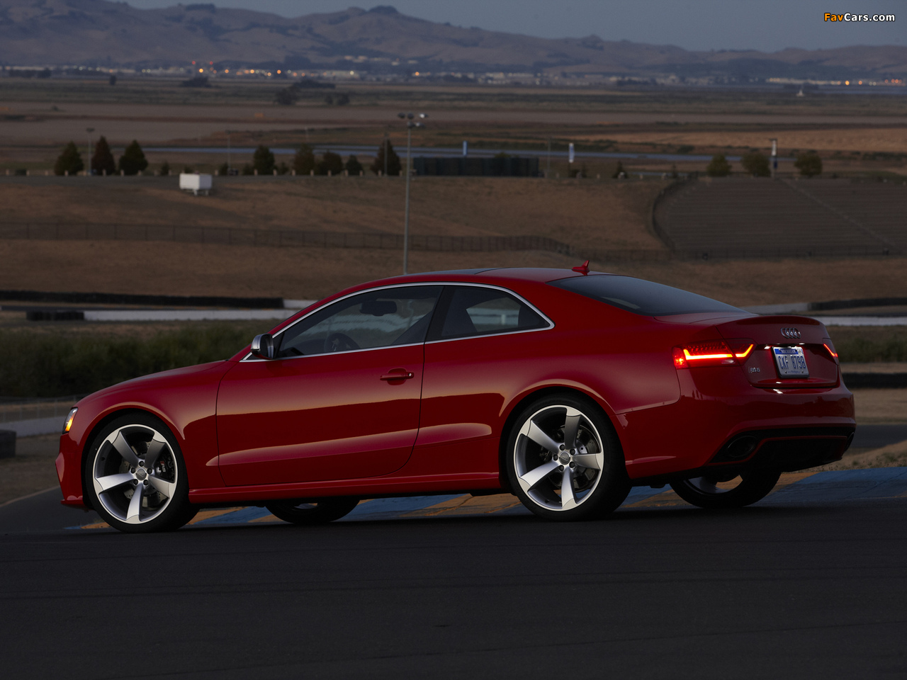 Photos of Audi RS5 Coupe US-spec 2012 (1280 x 960)