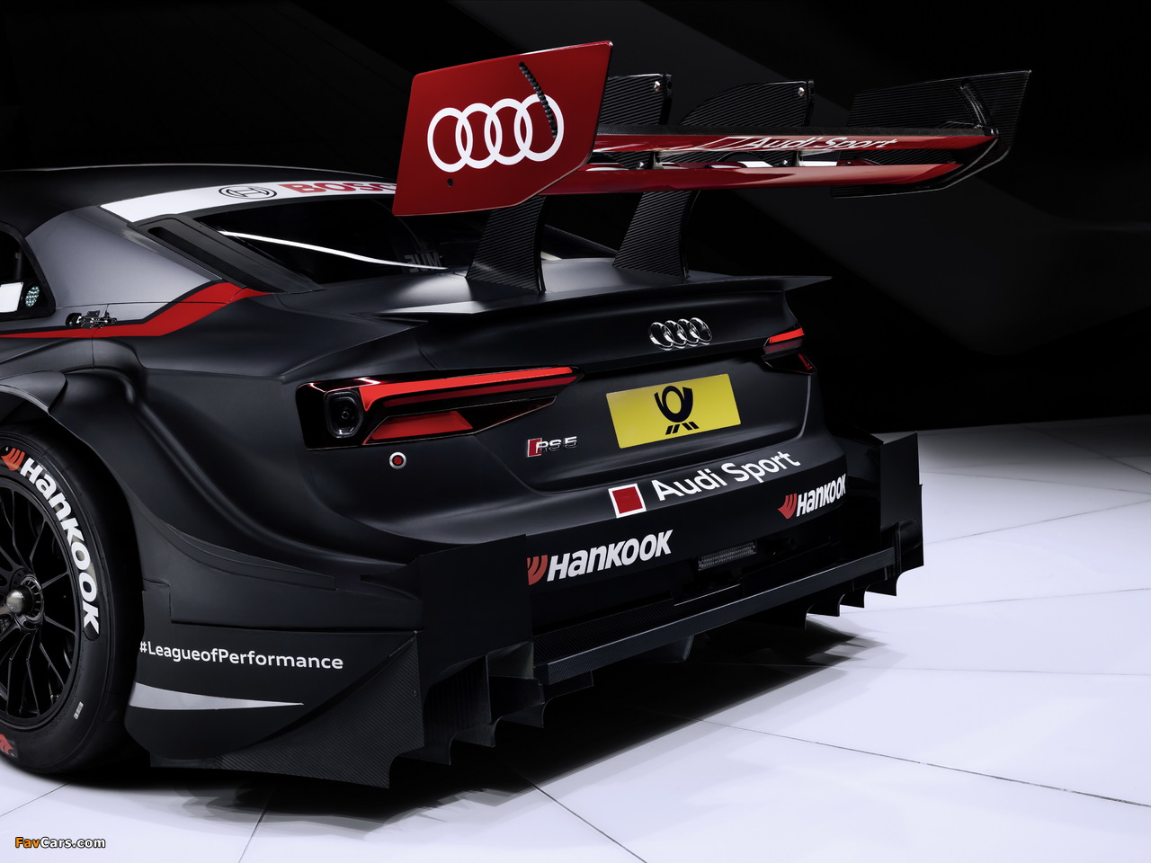 Audi RS 5 Coupé DTM 2017 wallpapers (1280 x 960)