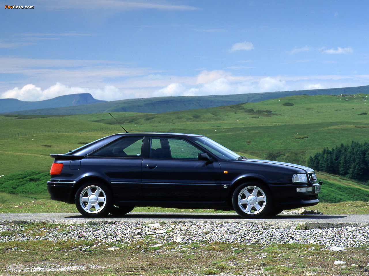 Audi S2 Coupe UK-spec (89,8B) 1990–96 photos (1280 x 960)