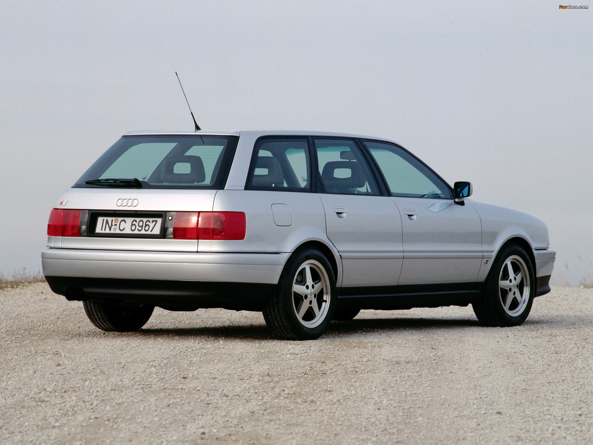 Audi S2 Avant (8C,B4) 1993–95 photos (2048 x 1536)
