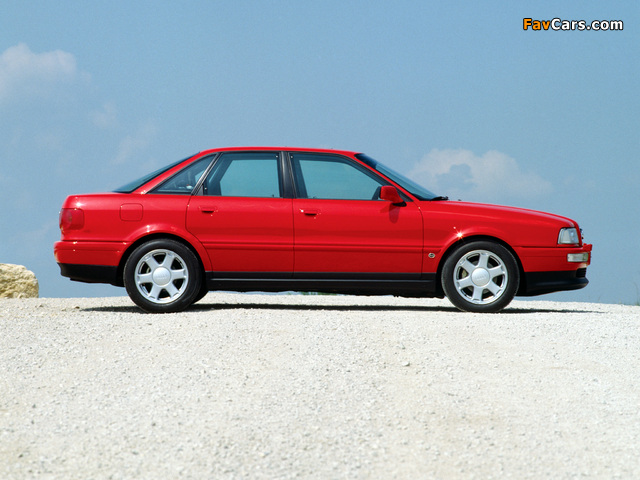Audi S2 Sedan (8C,B4) 1993–94 pictures (640 x 480)