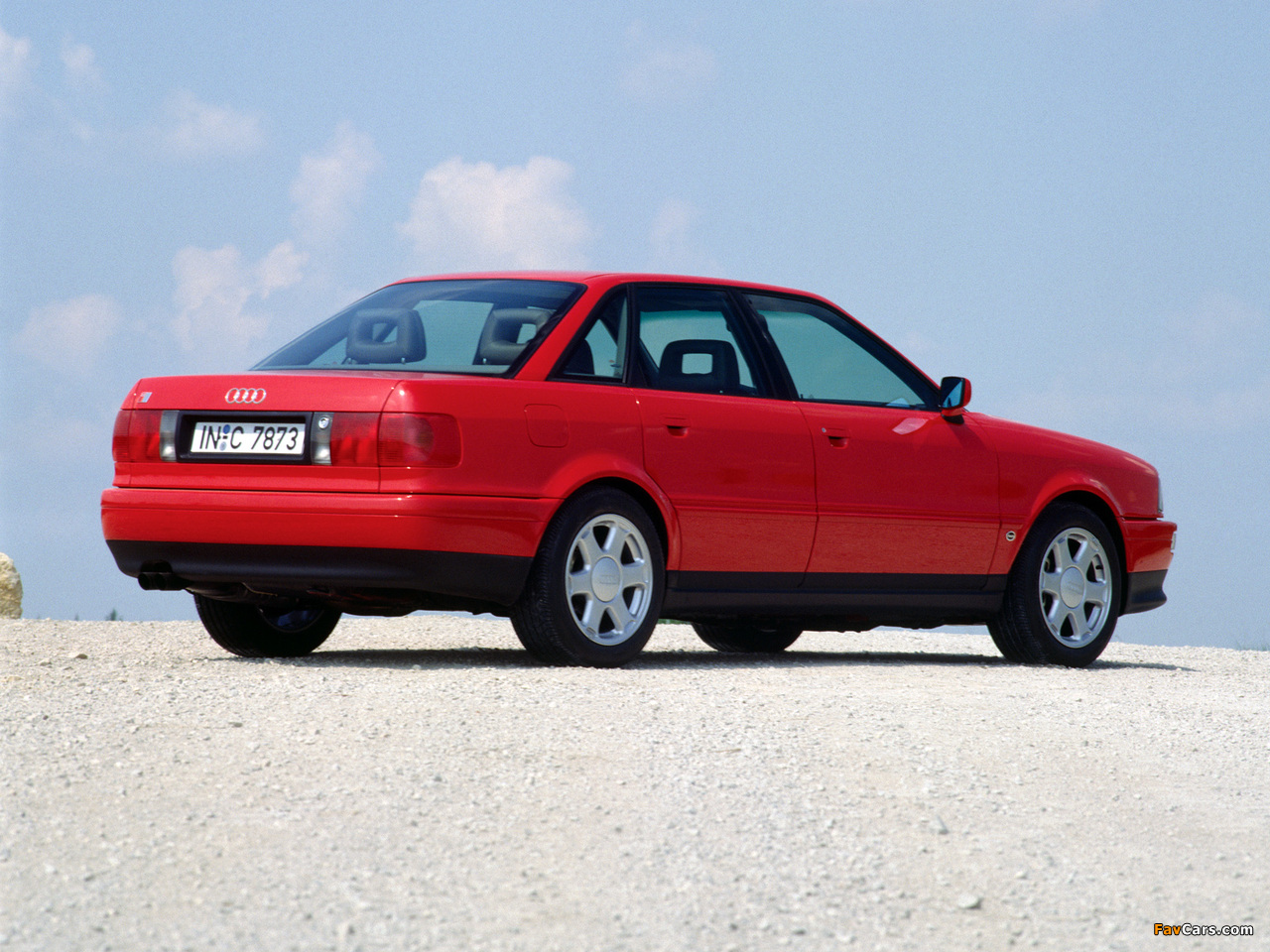 Images of Audi S2 Sedan (8C,B4) 1993–94 (1280 x 960)
