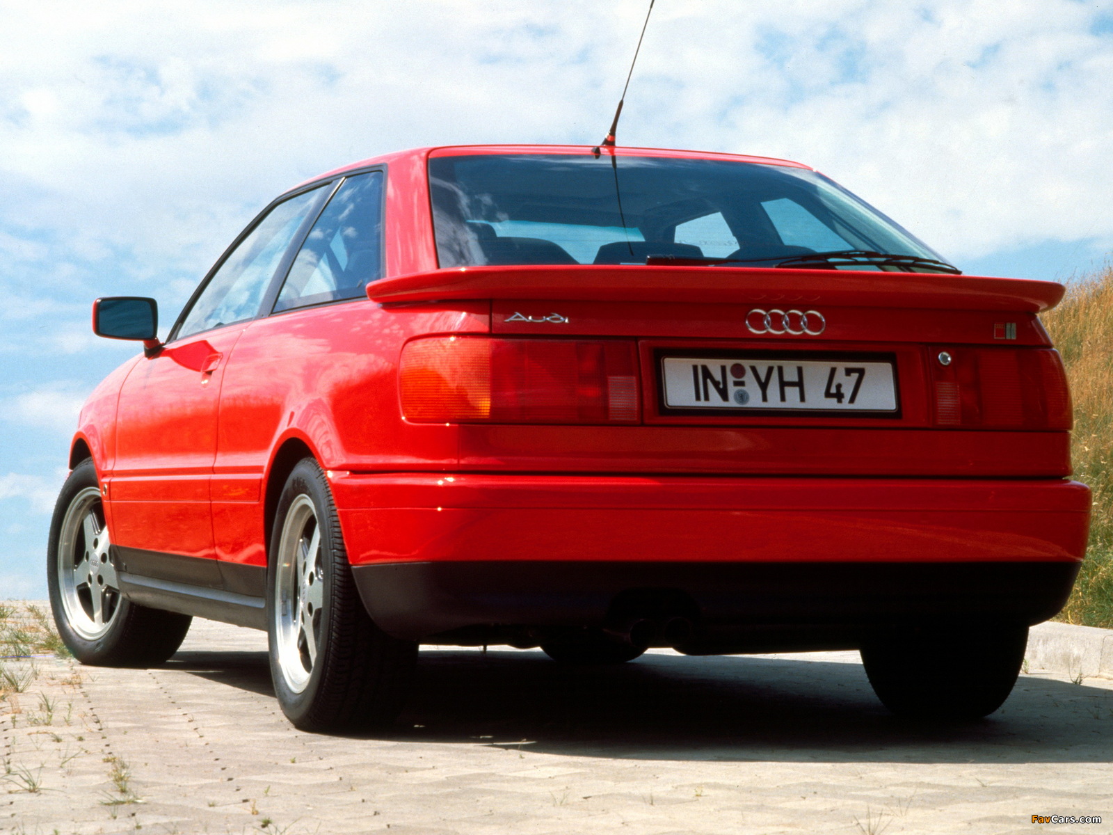 Photos of Audi S2 Coupe (89,8B) 1990–96 (1600 x 1200)