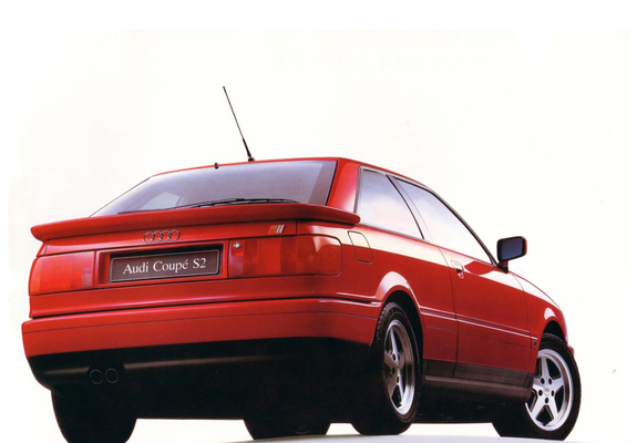 Photos of Audi S2 Coupe (89,8B) 1990–96