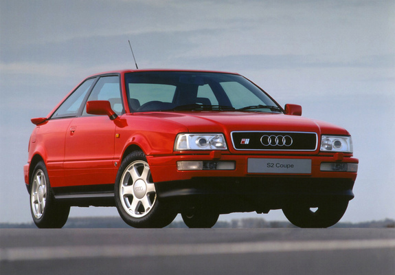 Photos of Audi S2 Coupe UK-spec (89,8B) 1990–96