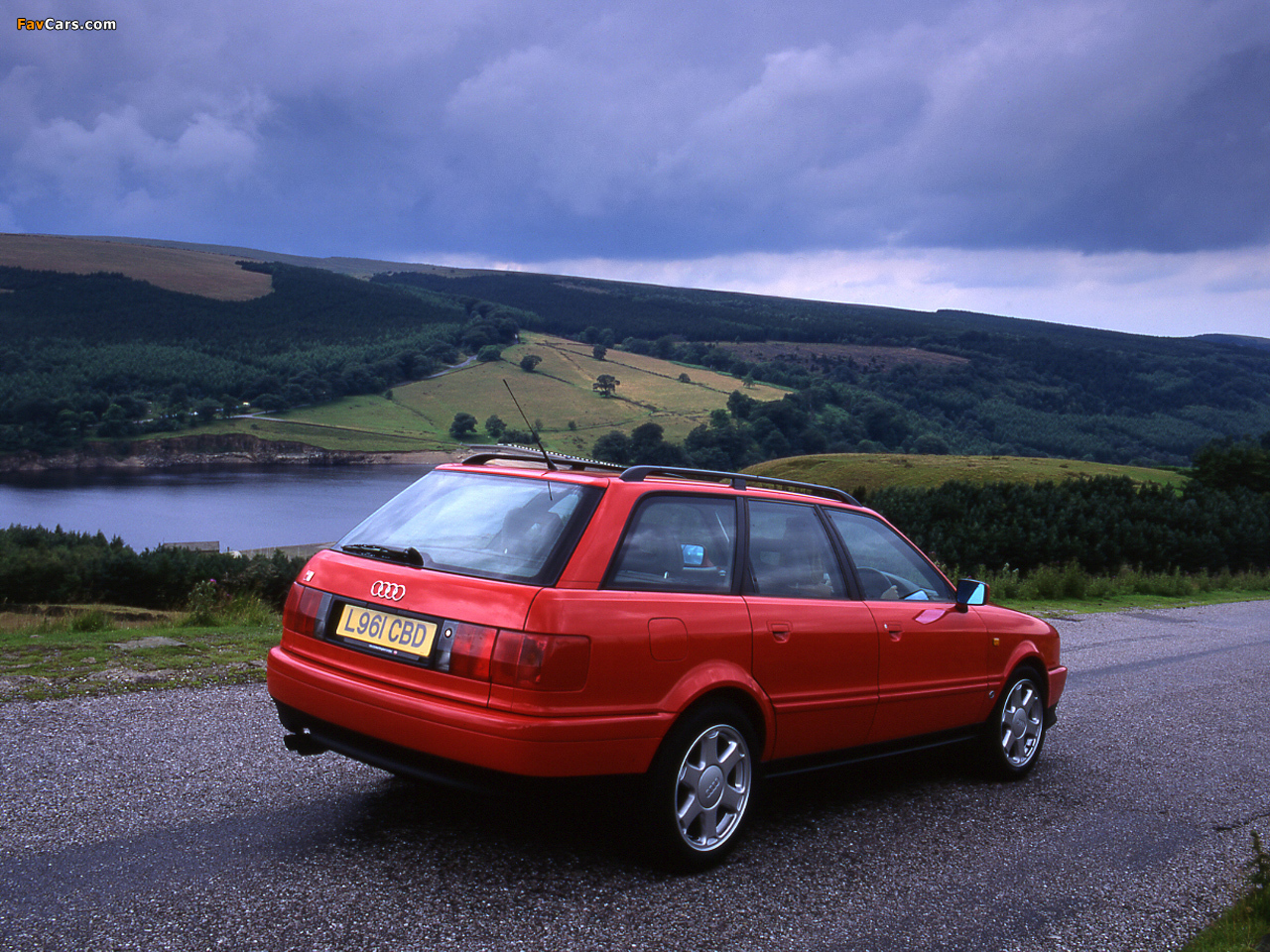 Photos of Audi S2 Avant UK-spec (8C,B4) 1993–95 (1280 x 960)