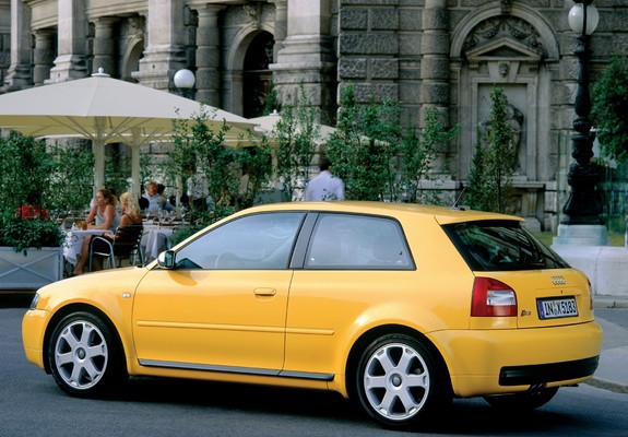 Audi S3 (8L) 2001–03 photos