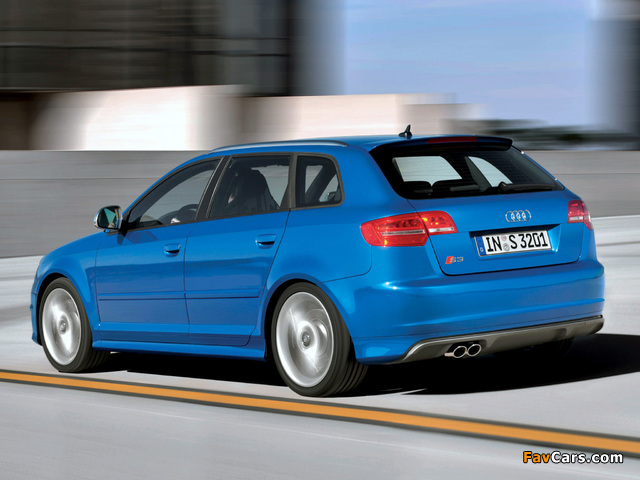 Audi S3 Sportback (8PA) 2008–10 images (640 x 480)
