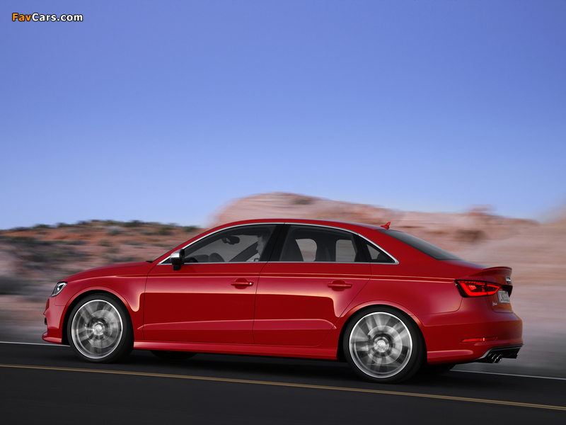 Pictures of Audi S3 Sedan (8V) 2013 (800 x 600)